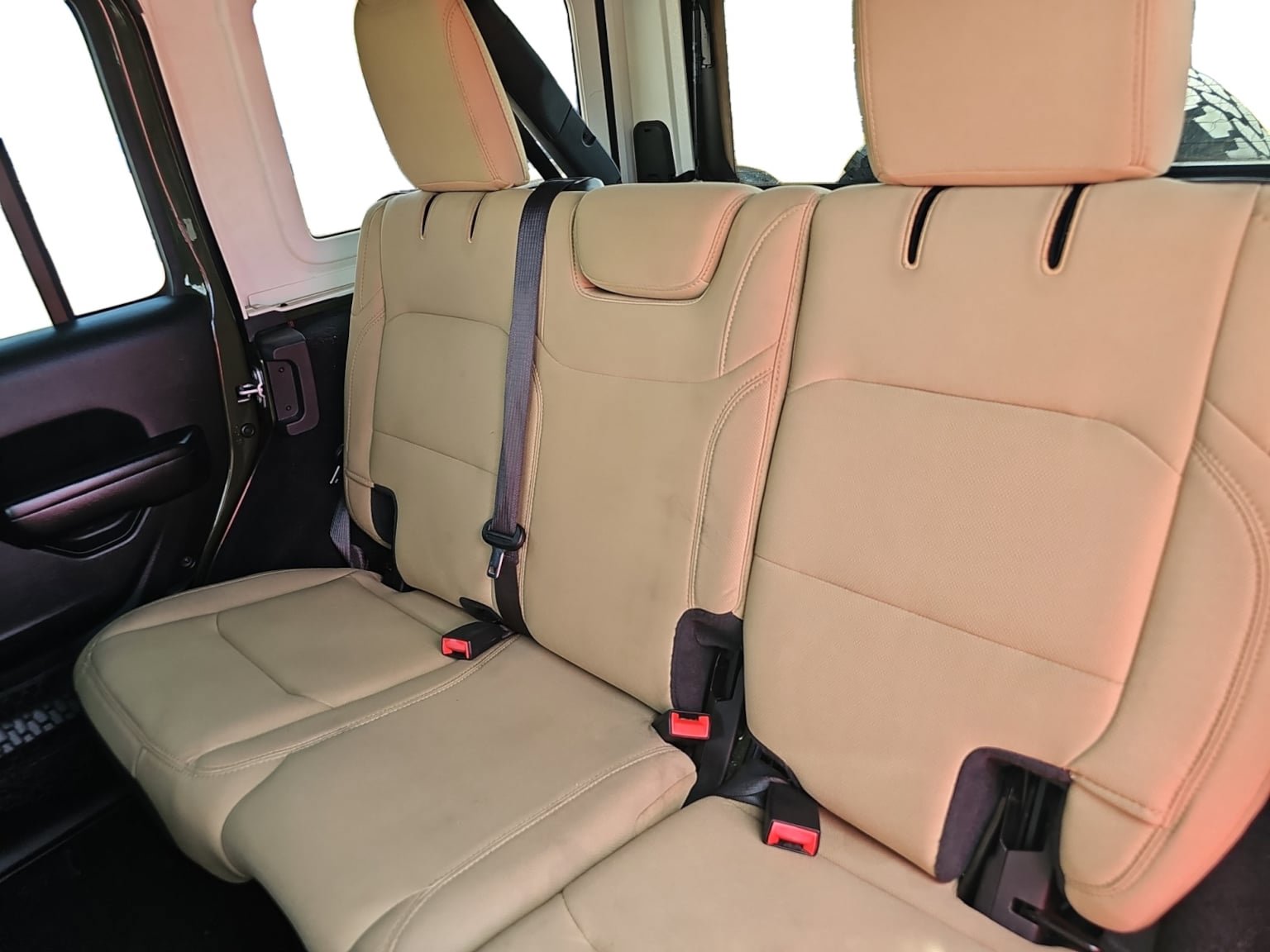 Used 2021 Jeep Wrangler Unlimited Sport AWD/4WD image 16