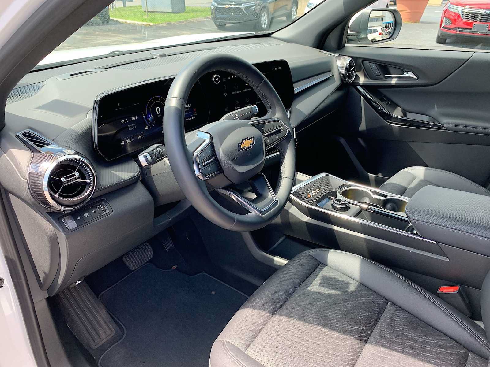 Certified 2026 Chevrolet Equinox LT w/ Convenience Package II AWD/4WD image 10