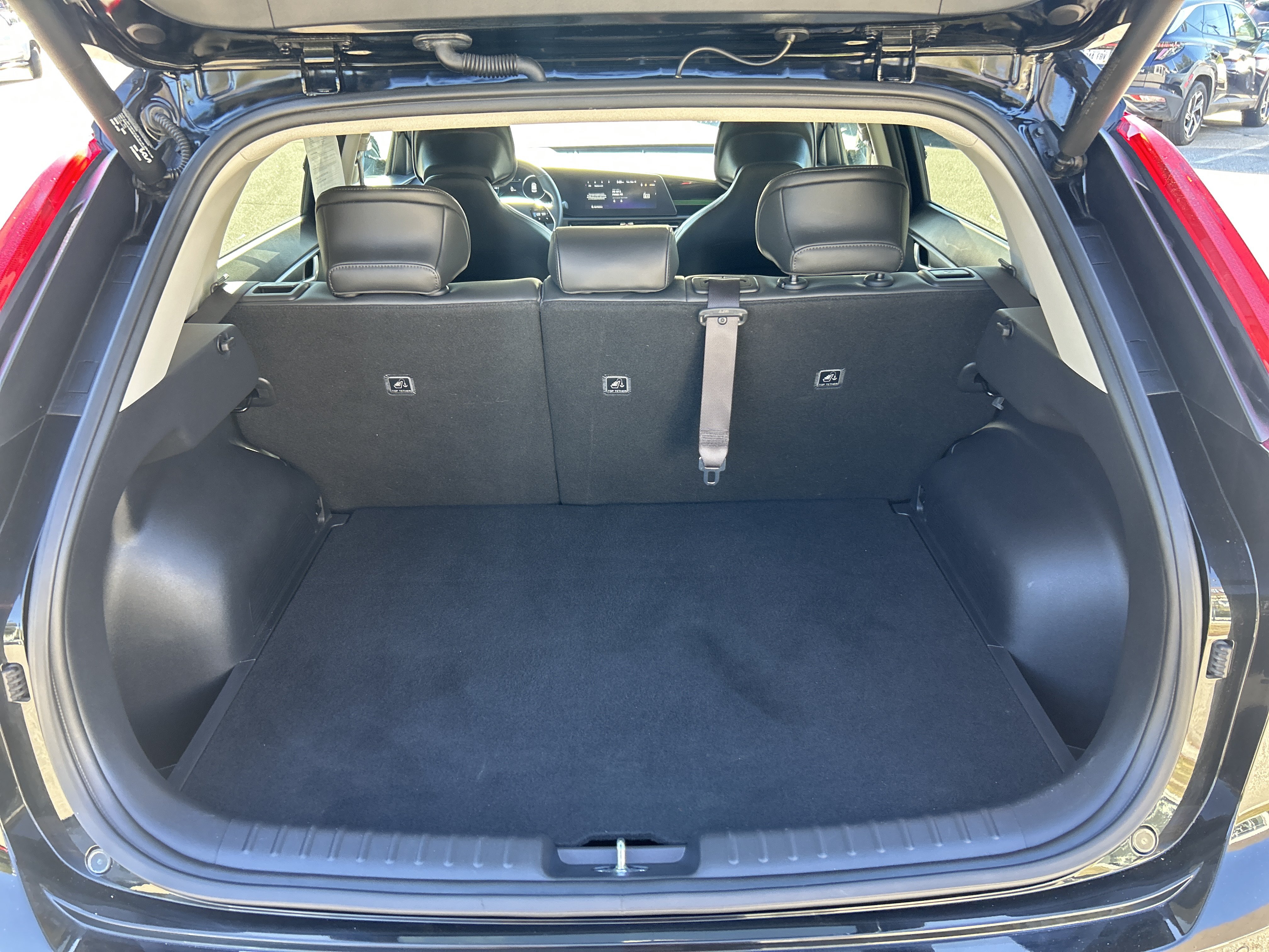 Used 2024 Kia Niro Wind FWD image 17