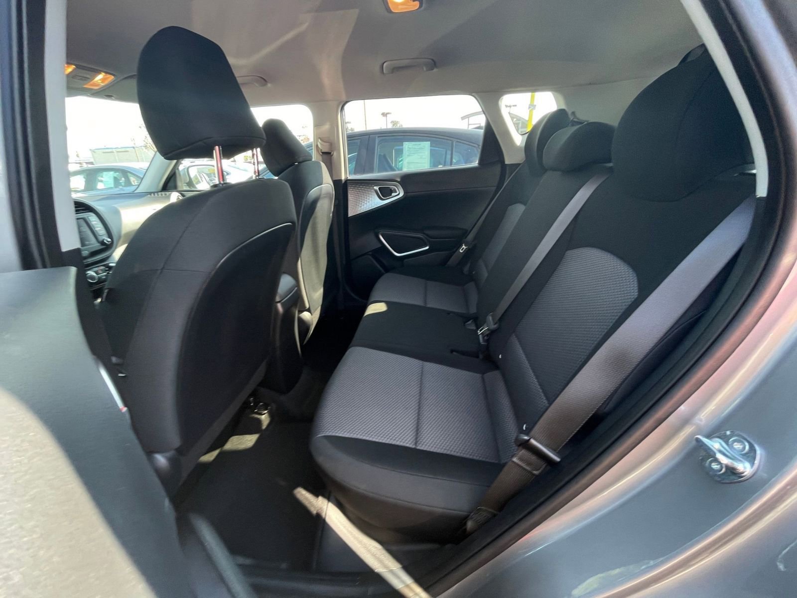 Used 2025 Kia Soul LX w/ LX Technology Package image 23