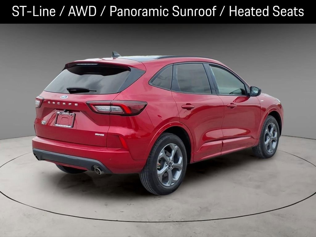 Used 2024 Ford Escape ST-Line w/ Tech Pack #1 AWD/4WD image 9