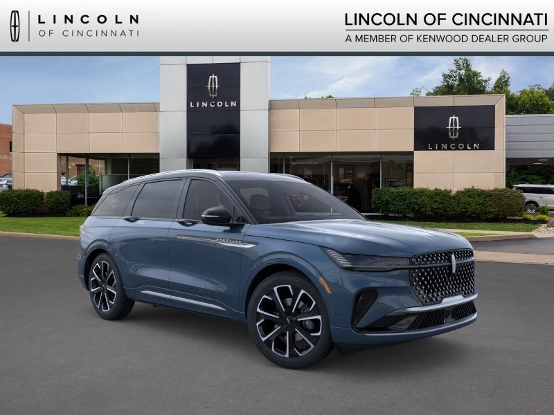 New 2024 Lincoln Nautilus Reserve w/ Equipment Group 202A AWD/4WD image 1