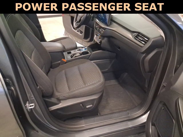 Used 2023 Ford Escape Active w/ Tech Pack #2 image 31