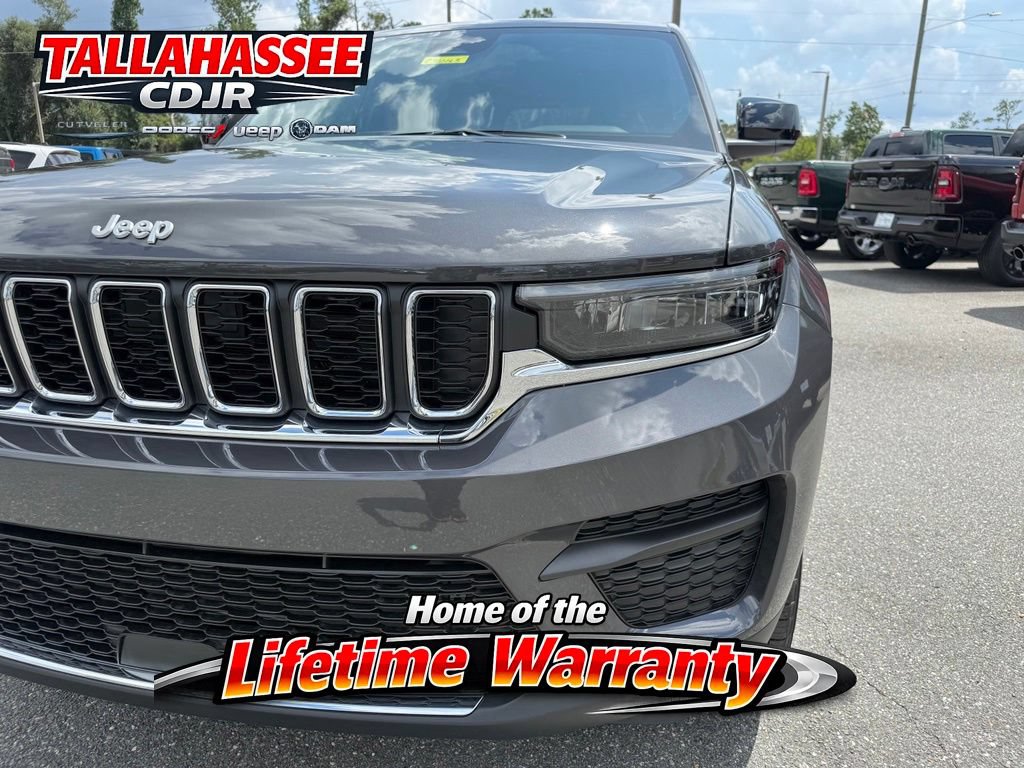 New 2026 Jeep Grand Cherokee Laredo RWD image 11