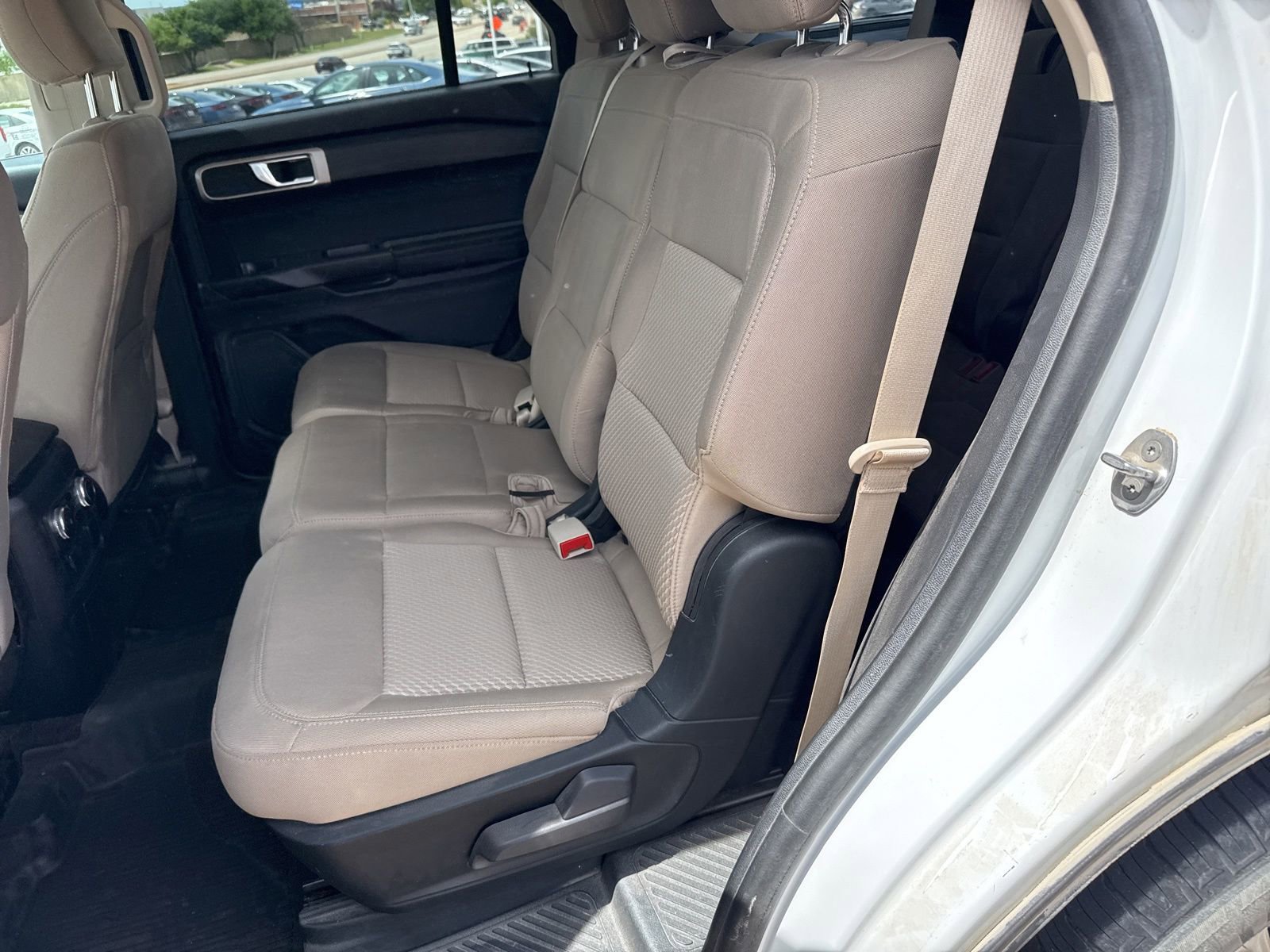 Used 2021 Ford Explorer 2WD image 10