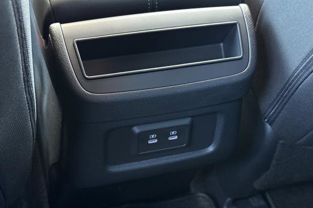 New 2026 Nissan Pathfinder SV image 14