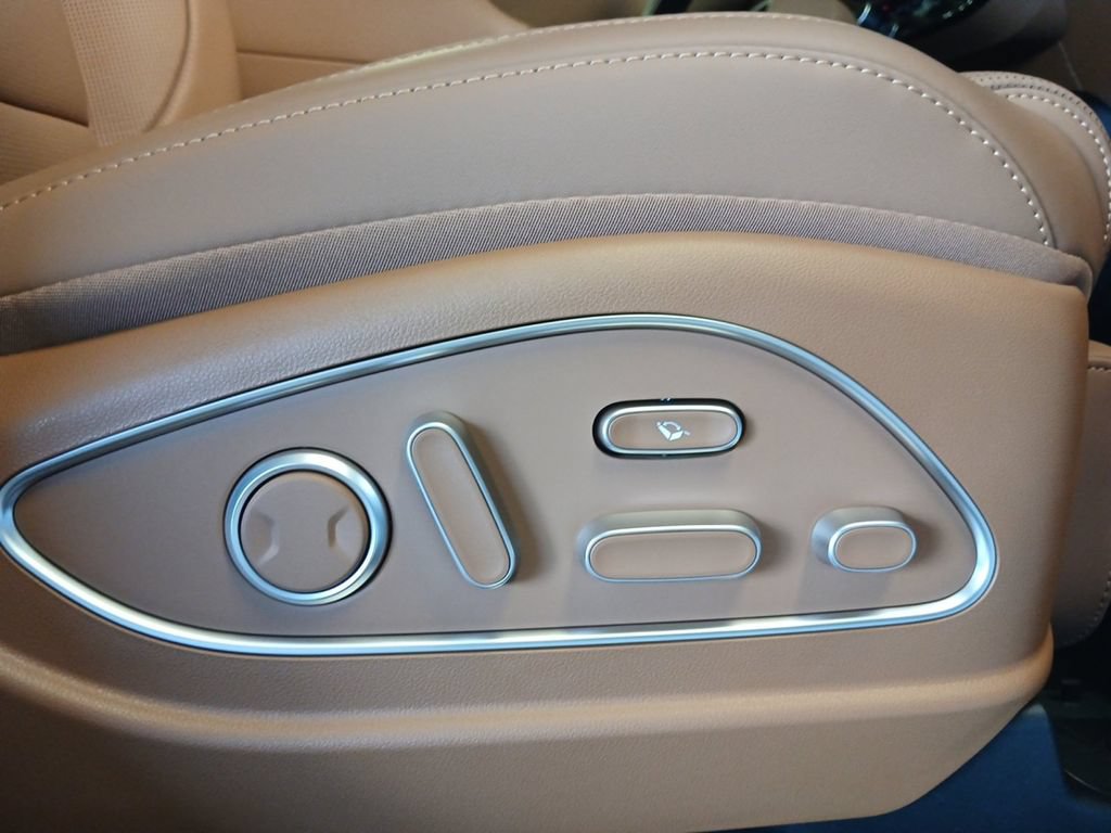 New 2026 Hyundai Palisade Calligraphy FWD image 32