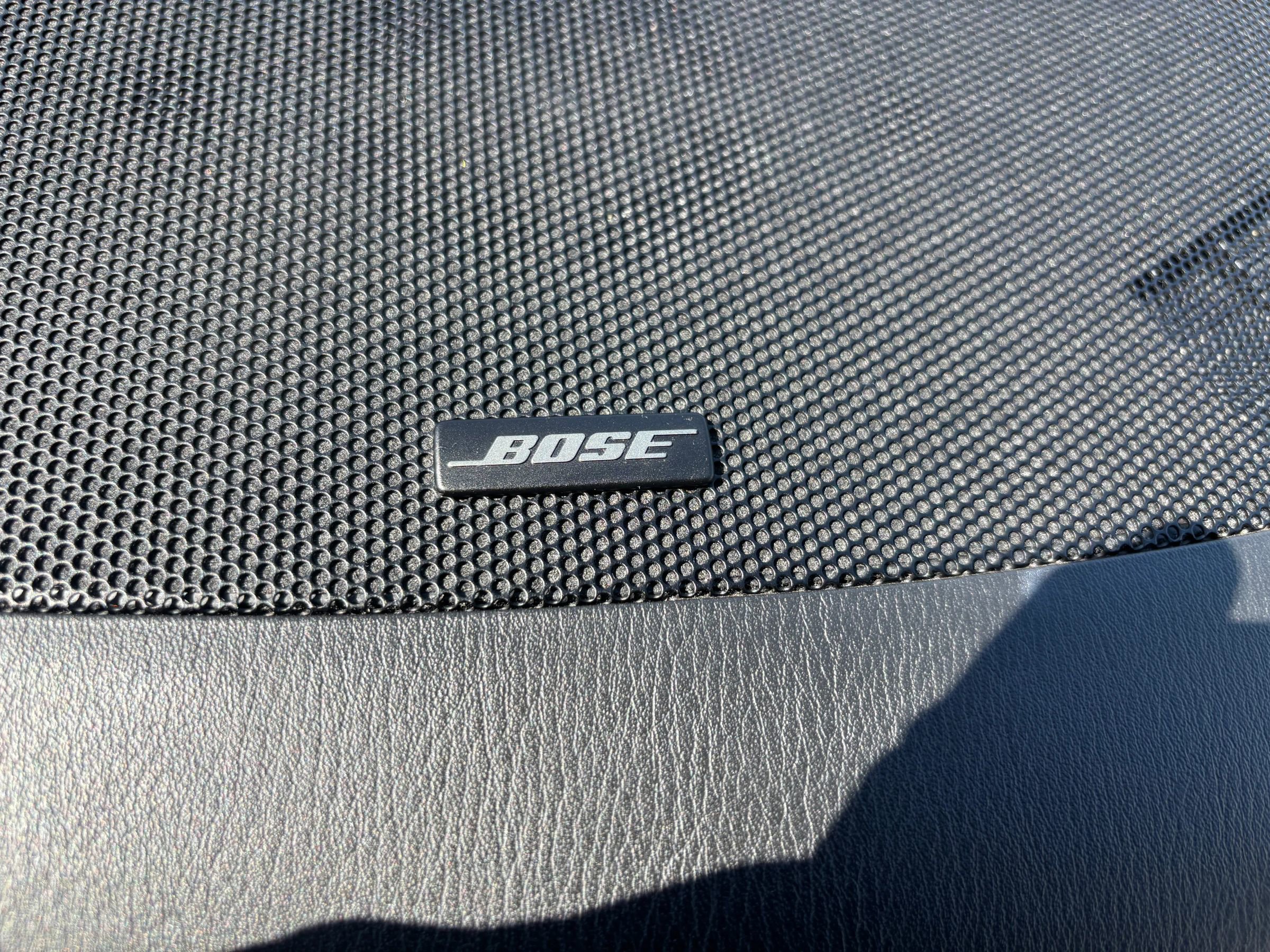 Used 2012 INFINITI QX56 4WD w/ Deluxe Touring Pkg image 39