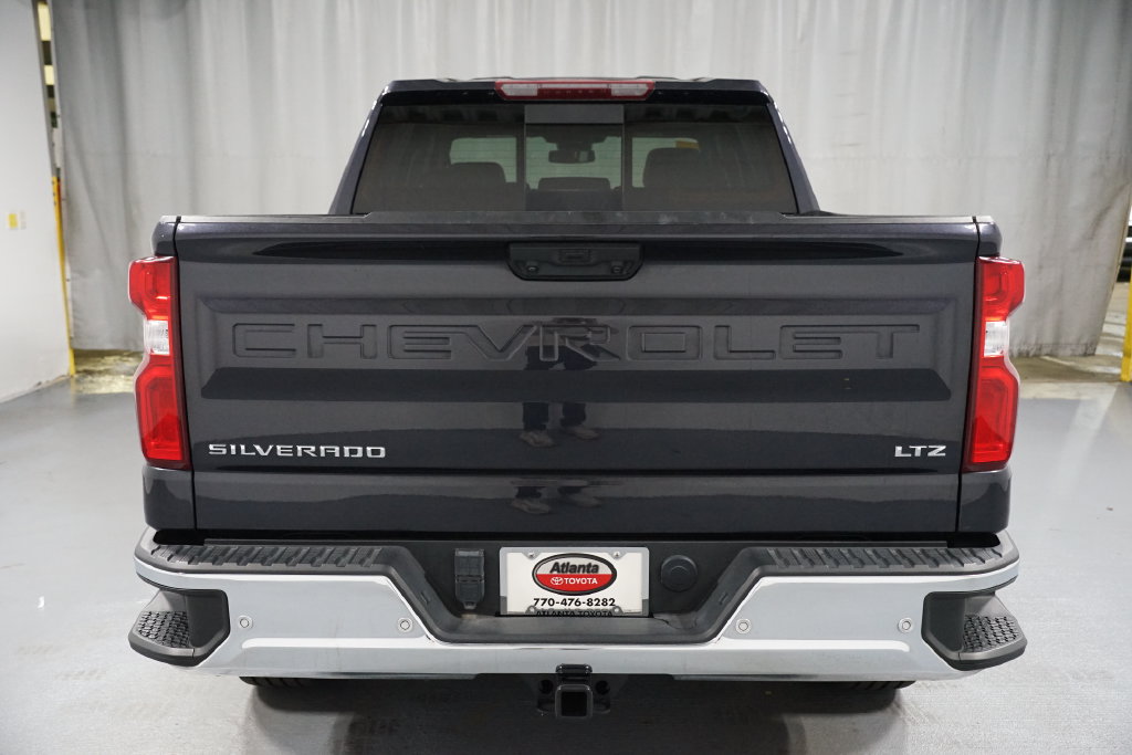 Used 2022 Chevrolet Silverado 1500 LTZ w/ LTZ Convenience Package II RWD image 7