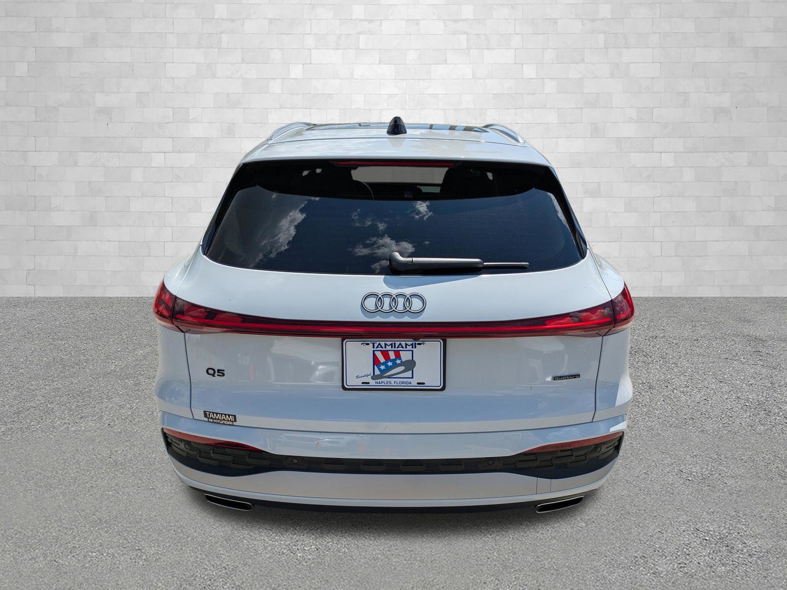 Used 2025 Audi Q5 Prestige image 3