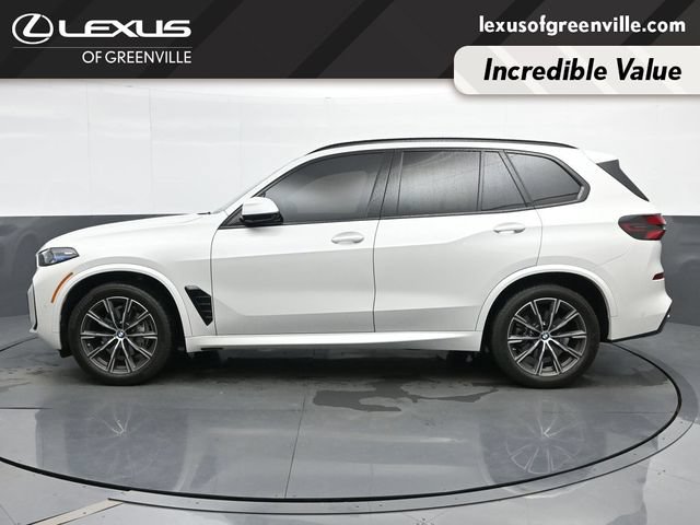 Used 2025 BMW X5 xDrive40i w/ M Sport Package AWD/4WD image 5