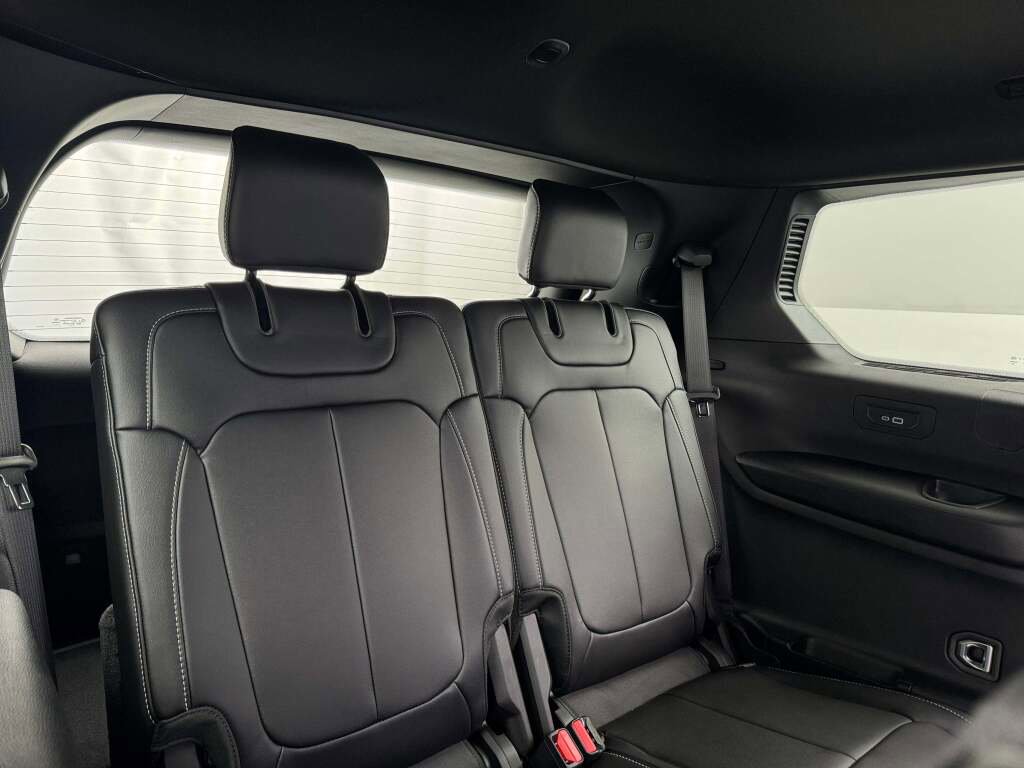 New 2025 Jeep Grand Cherokee L Limited image 33