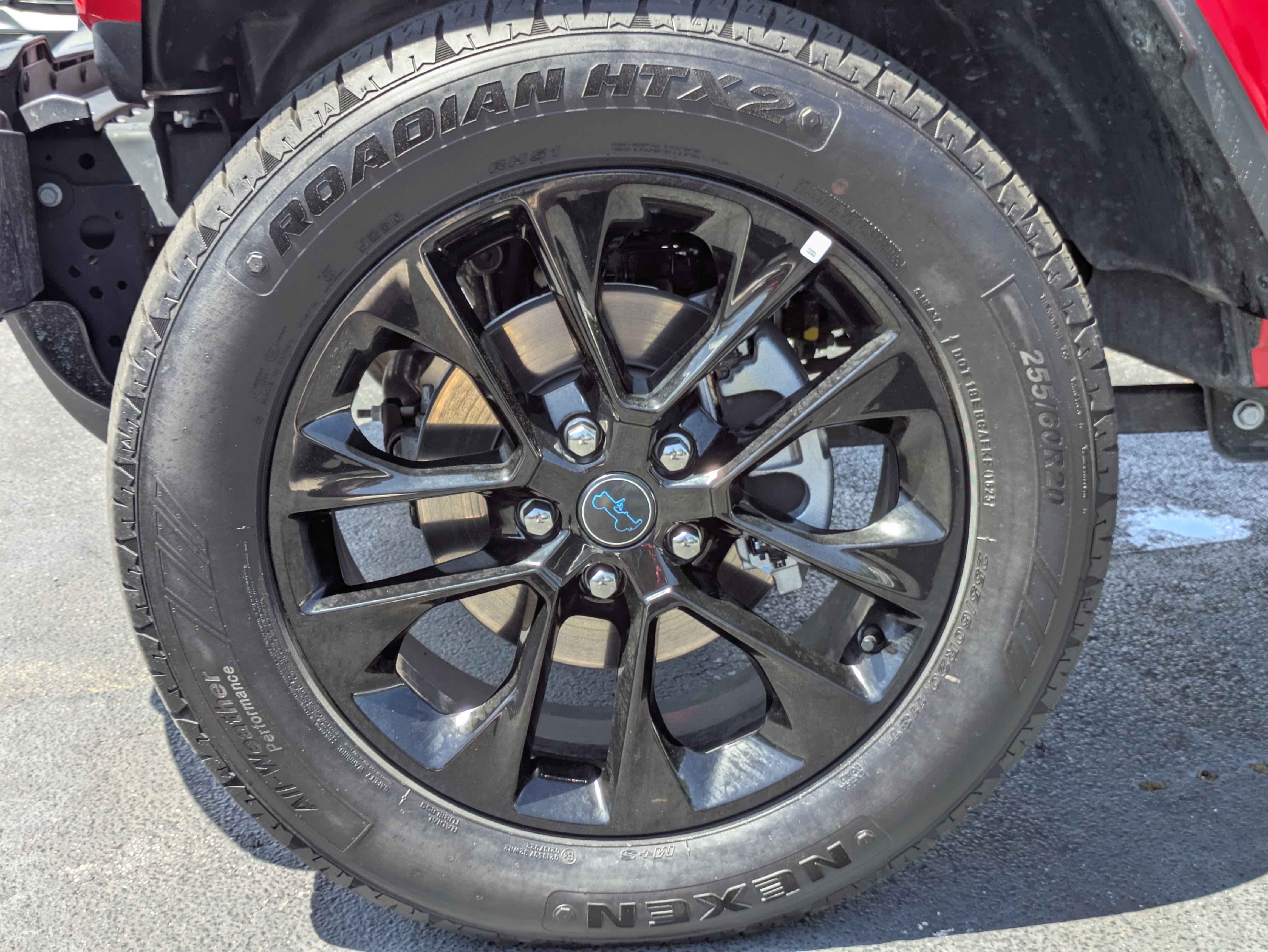 Used 2025 Jeep Wrangler Sahara w/ Safety Group image 31