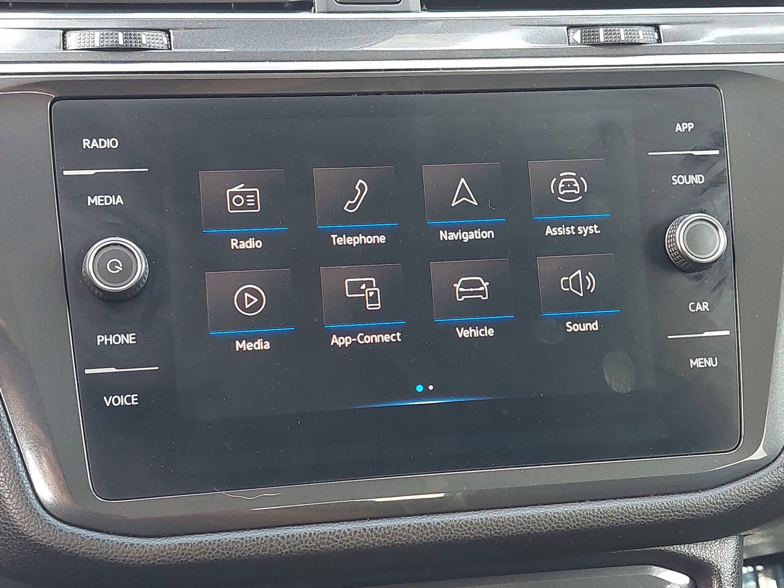 Used 2022 Volkswagen Tiguan SE image 23