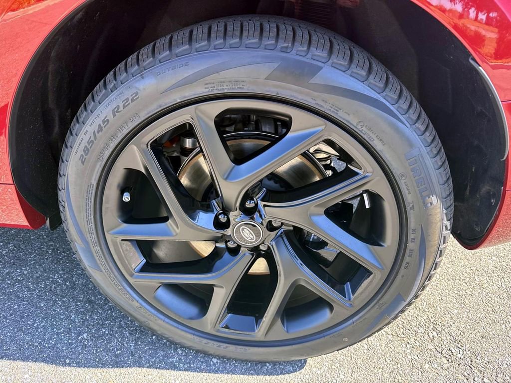 New 2025 Land Rover Range Rover Sport Dynamic SE image 3