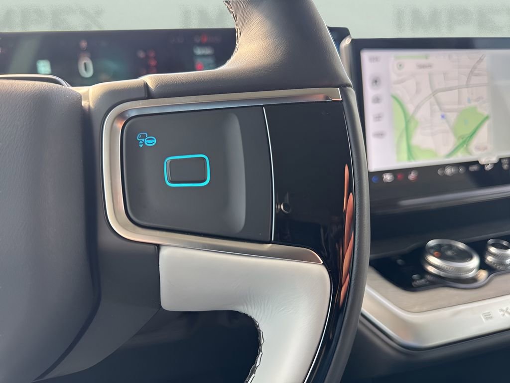 Used 2025 Ford Expedition Platinum w/ Driver's Package image 16