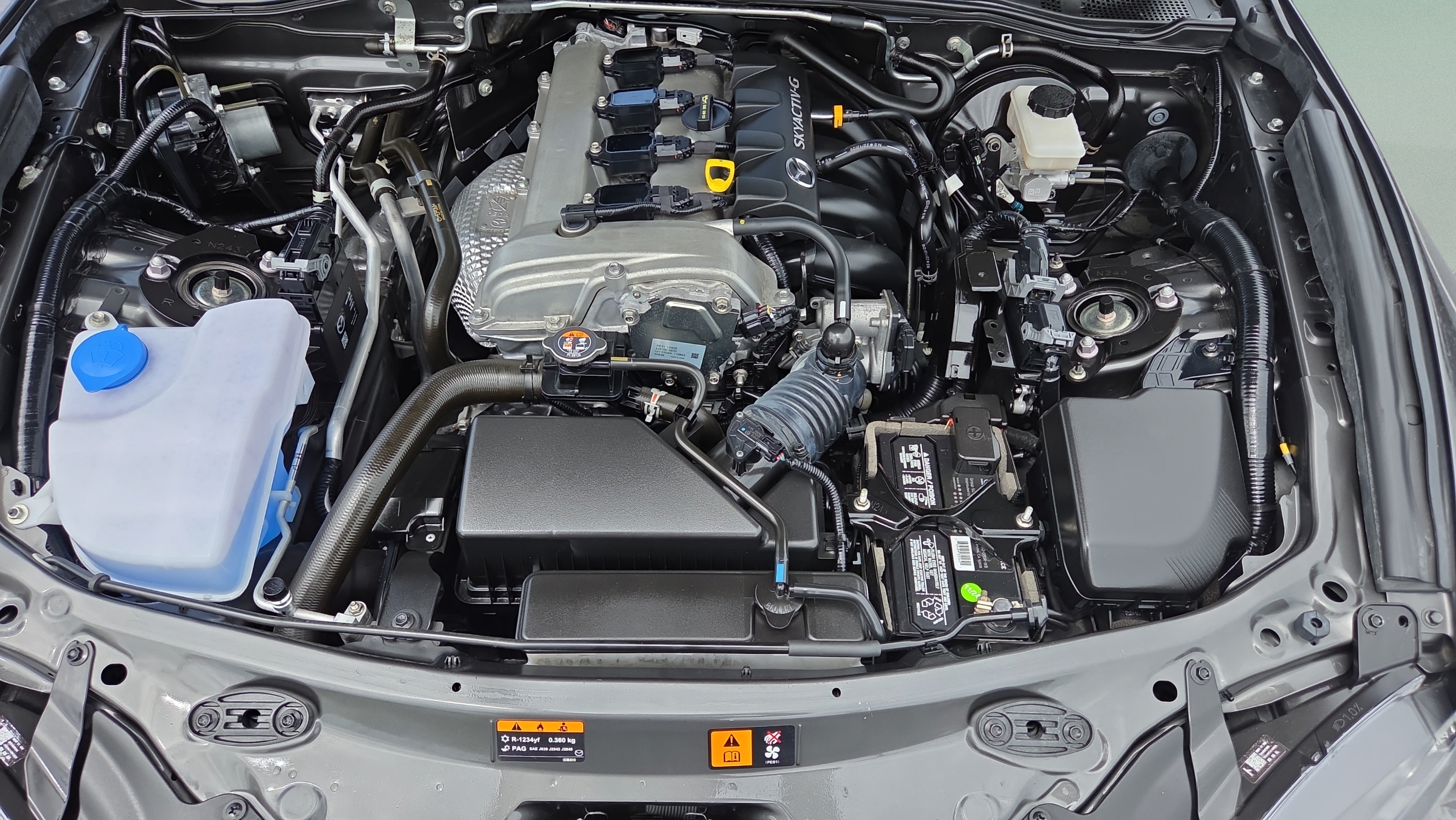 Used 2023 MAZDA MX-5 Miata Grand Touring RWD image 15