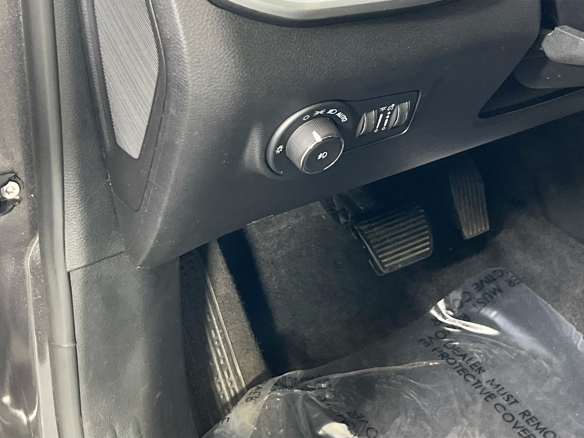 Used 2022 Jeep Compass Latitude w/ Sun and Sound Group AWD/4WD image 10