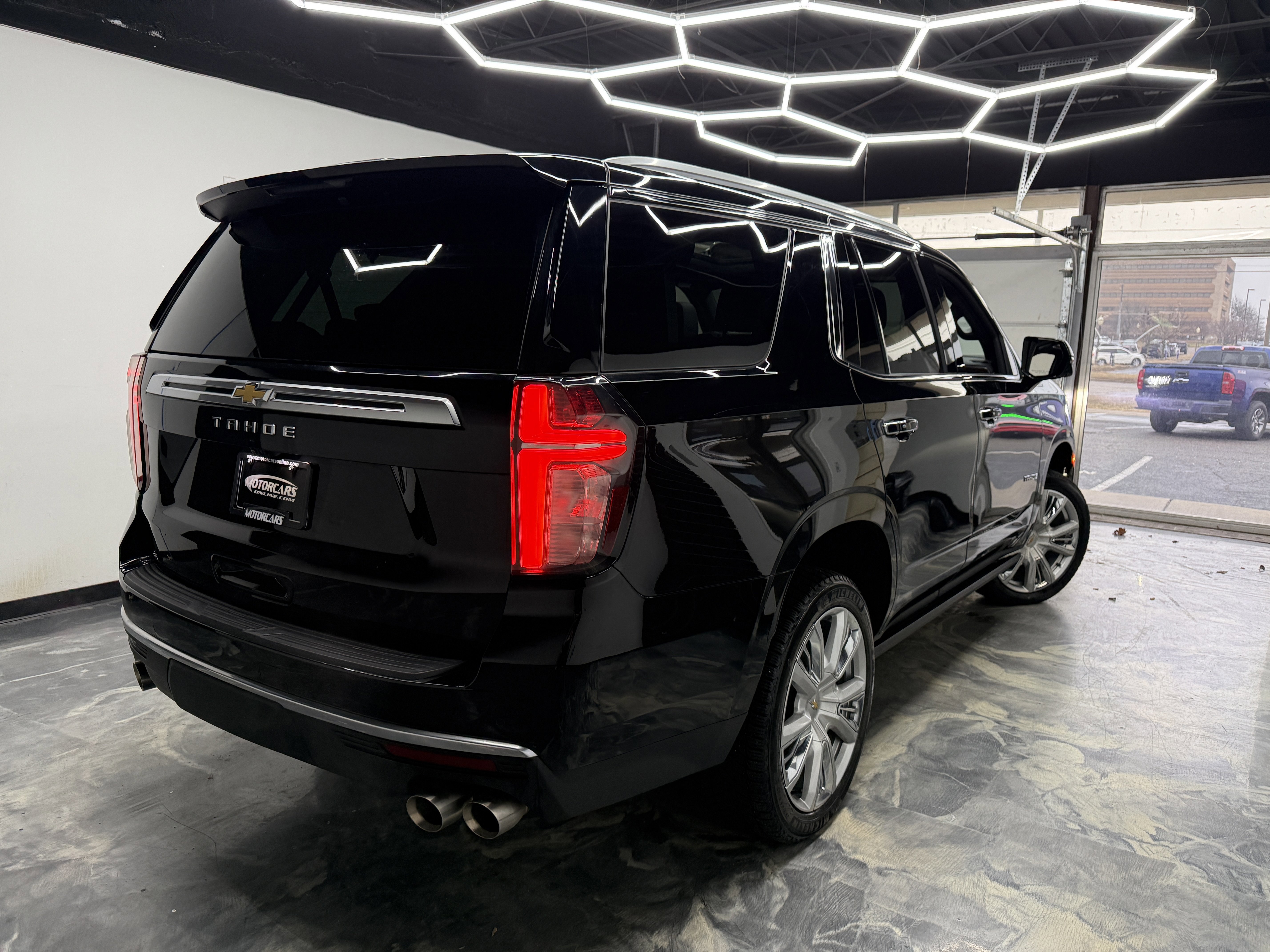 Used 2021 Chevrolet Tahoe High Country image 3