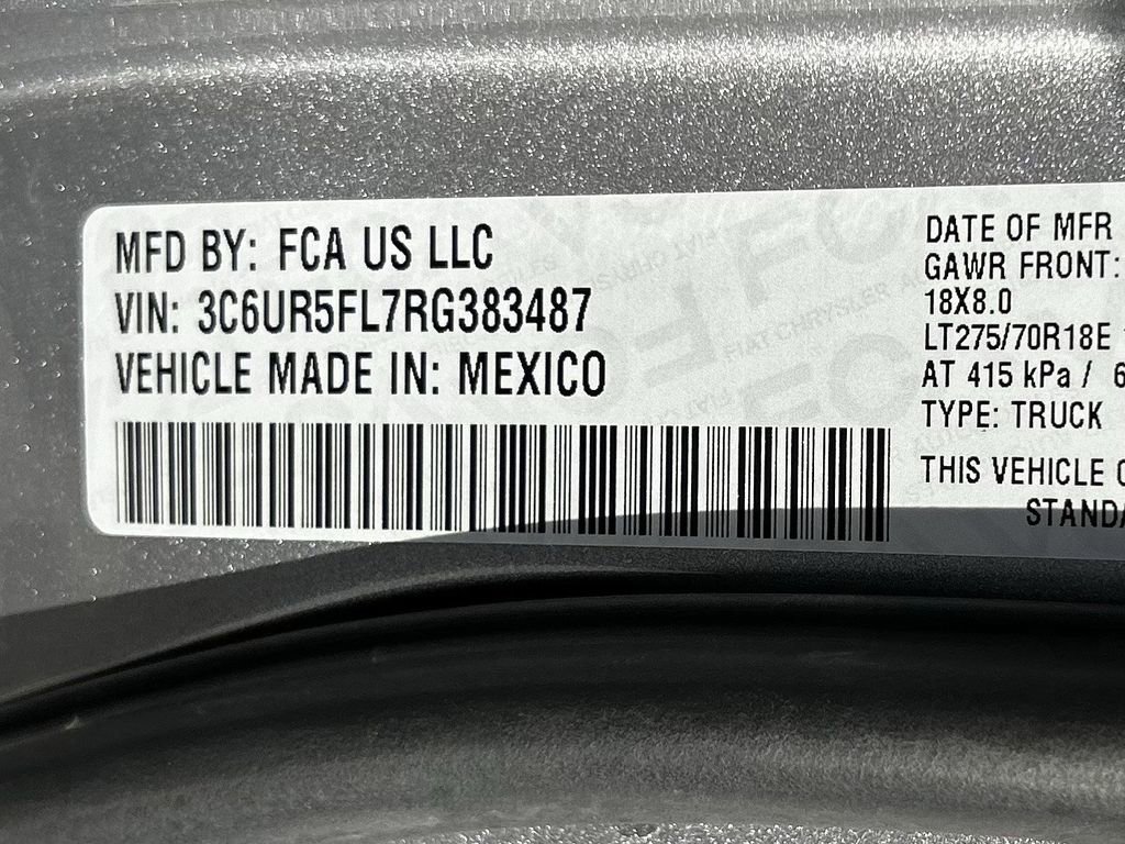 Used 2024 RAM 2500 Laramie AWD/4WD image 33