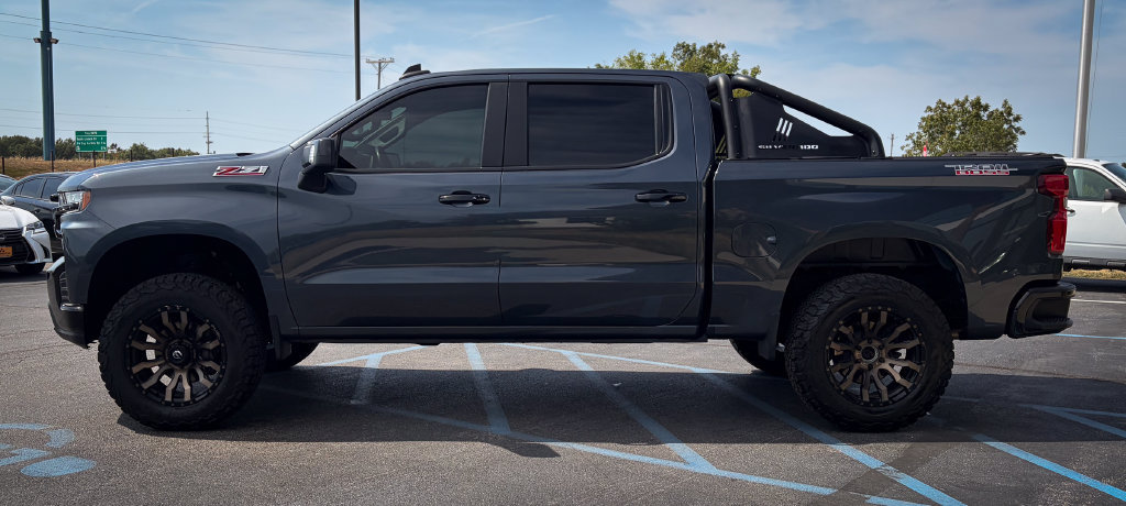 Used 2021 Chevrolet Silverado 1500 LT Trail Boss AWD/4WD image 19