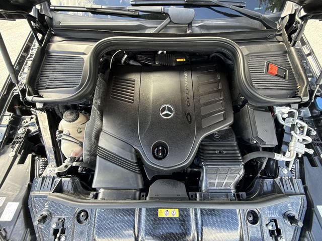 Used 2024 Mercedes-Benz GLS 450 4MATIC image 28