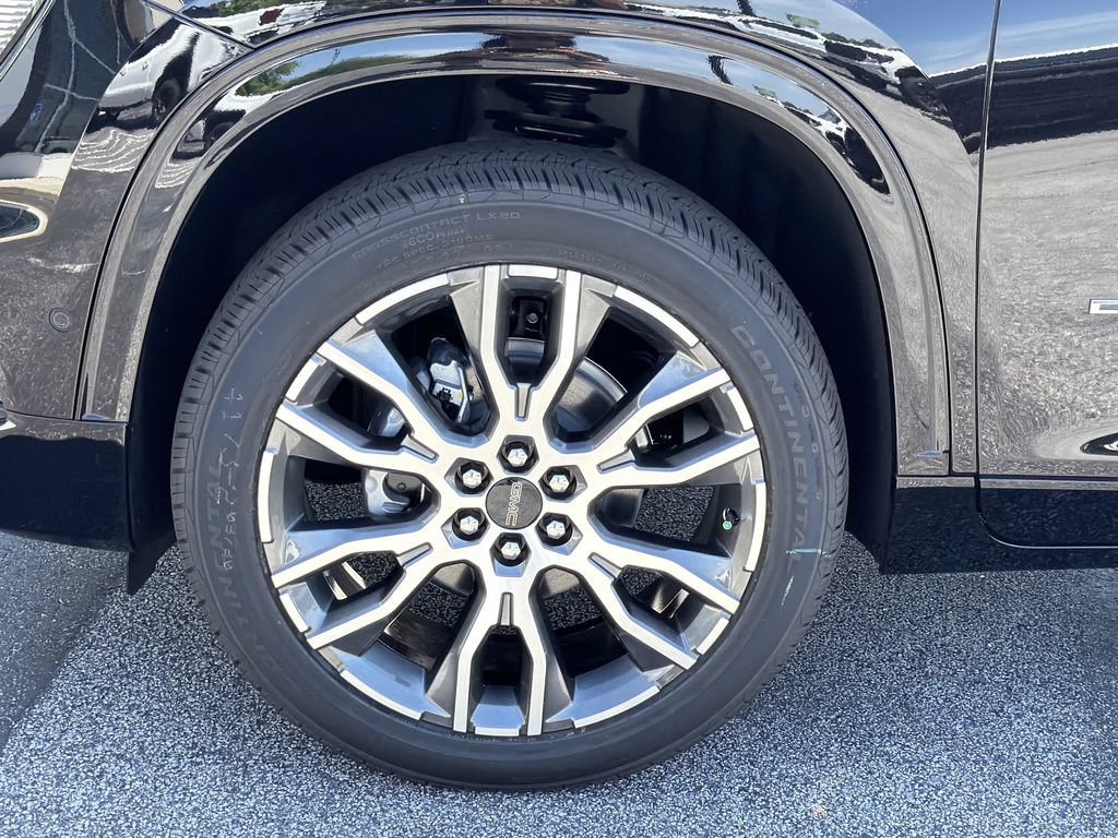 New 2026 GMC Acadia Denali Ultimate FWD image 24