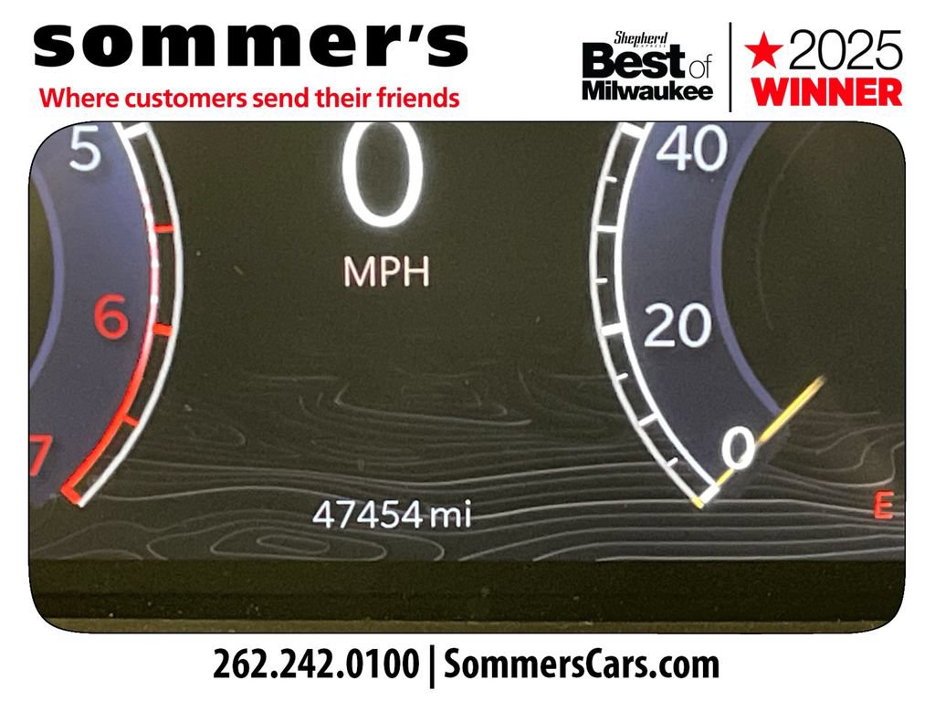 Used 2023 Jeep Wagoneer 4WD image 14