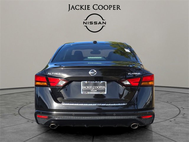 Used 2019 Nissan Altima 2.5 Platinum image 4