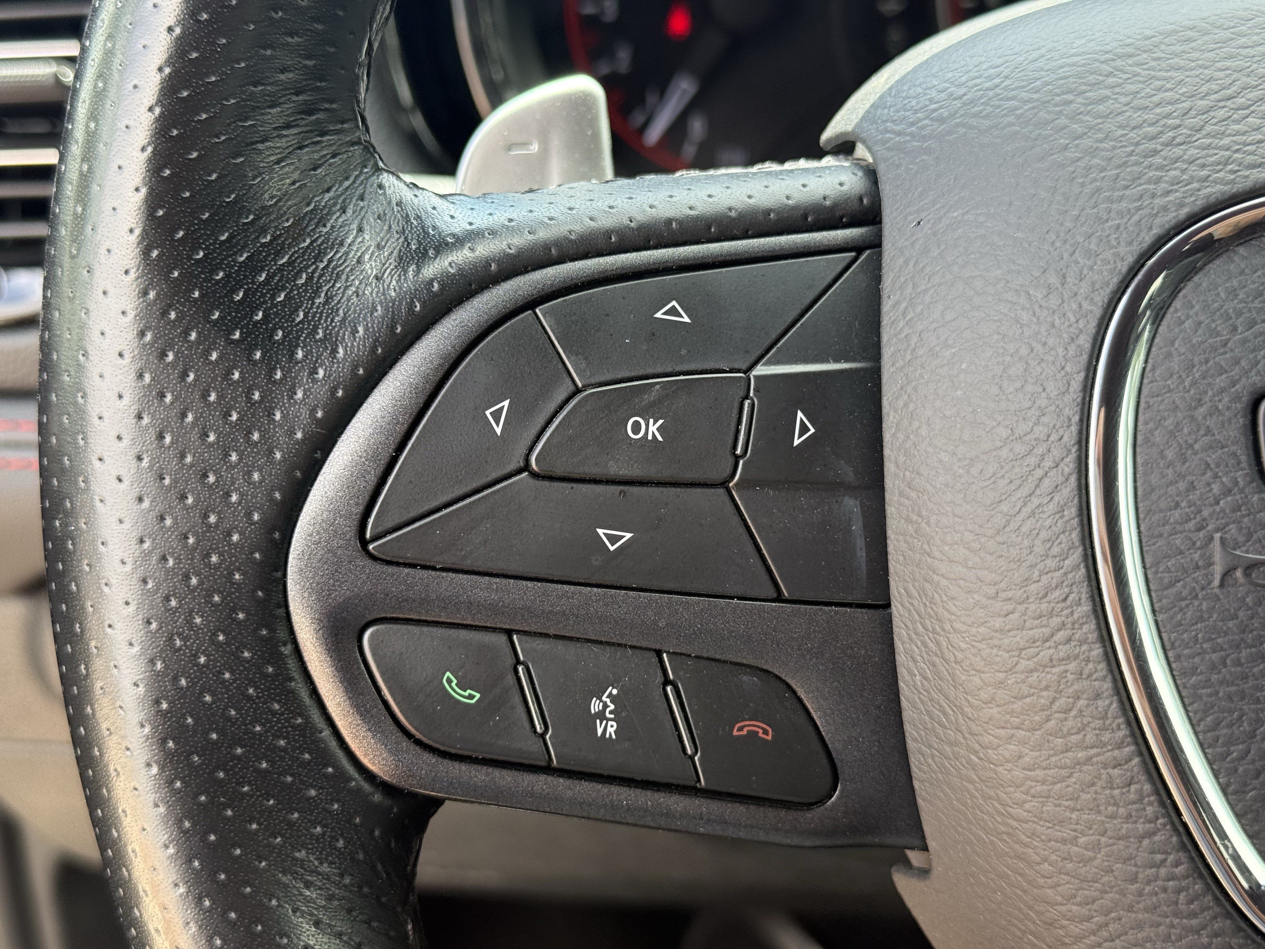 Used 2025 Dodge Durango GT AWD/4WD image 17