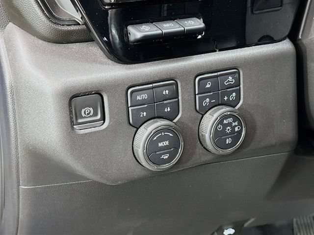 Used 2022 Chevrolet Silverado 1500 ZR2 w/ Technology Package AWD/4WD image 11