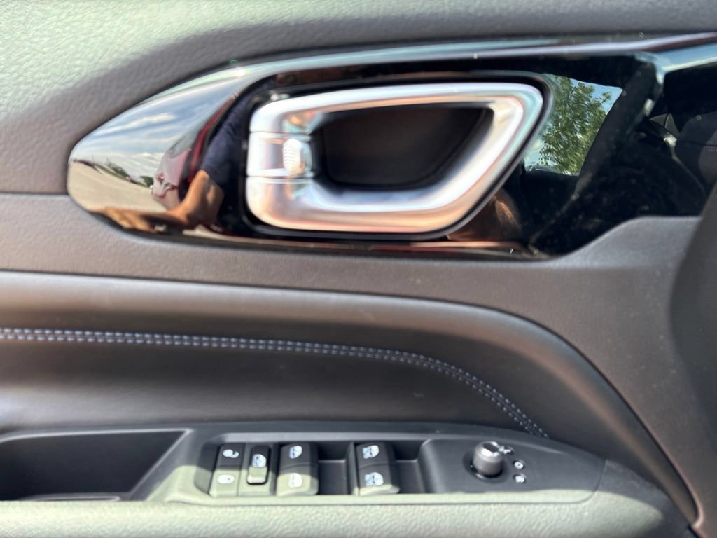 New 2026 Jeep Compass Latitude AWD/4WD image 21