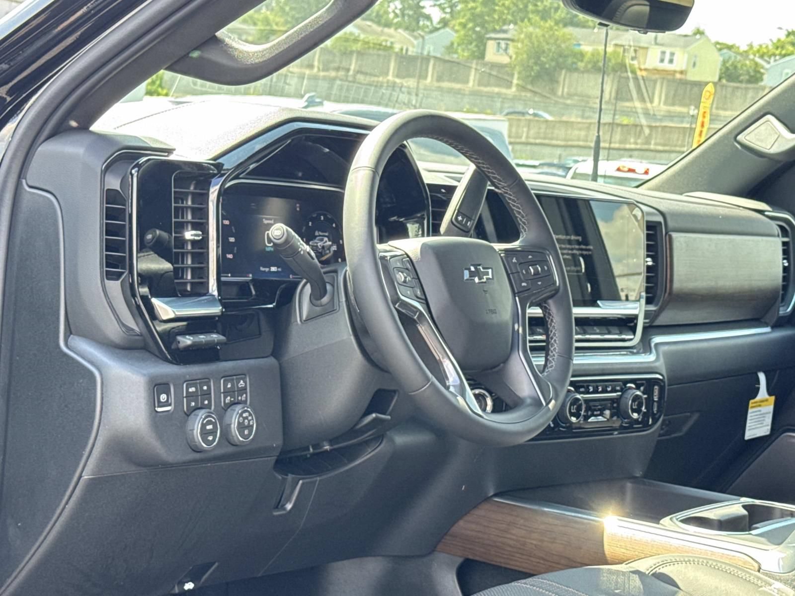 New 2026 Chevrolet Silverado 2500 High Country w/ High Country Premium Package AWD/4WD image 26