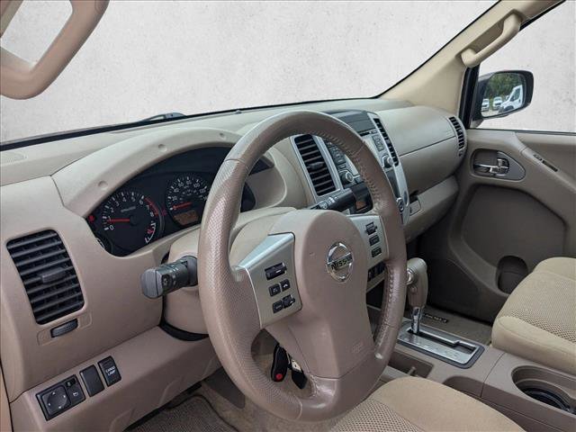 Used 2016 Nissan Frontier SV w/ SV Value Truck Package RWD image 10