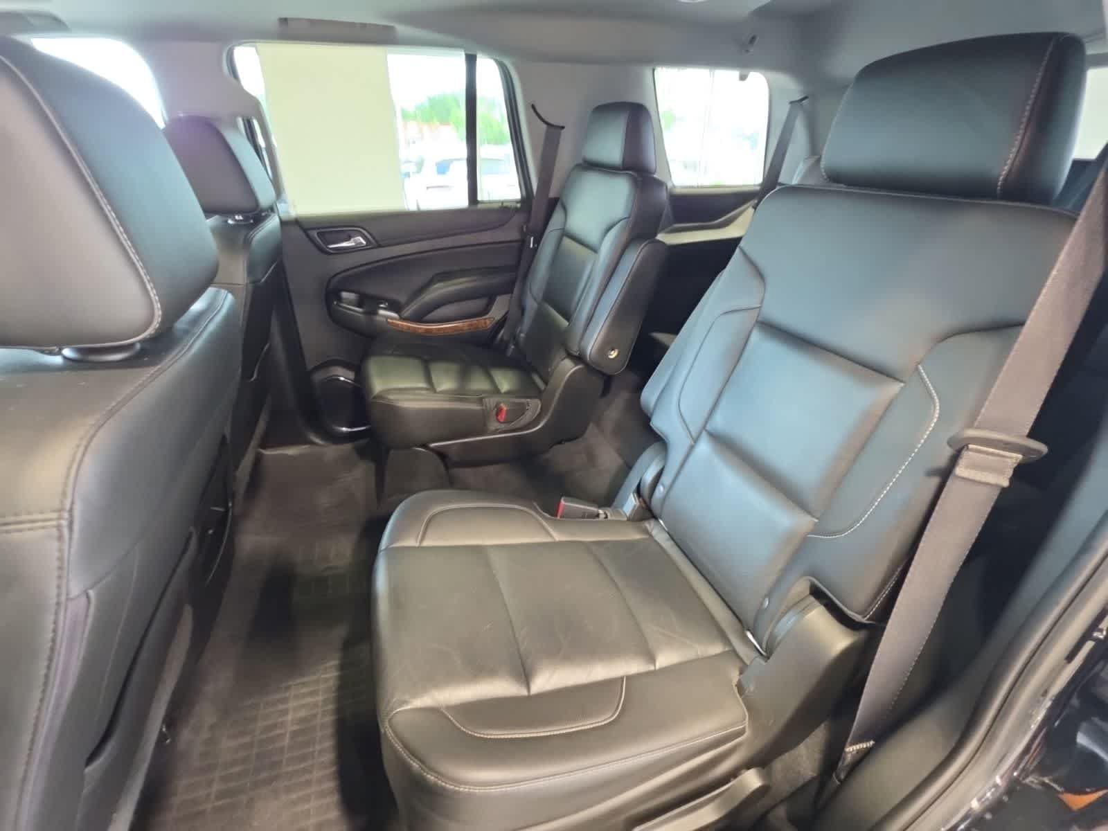 Used 2020 Chevrolet Tahoe Premier AWD/4WD image 31