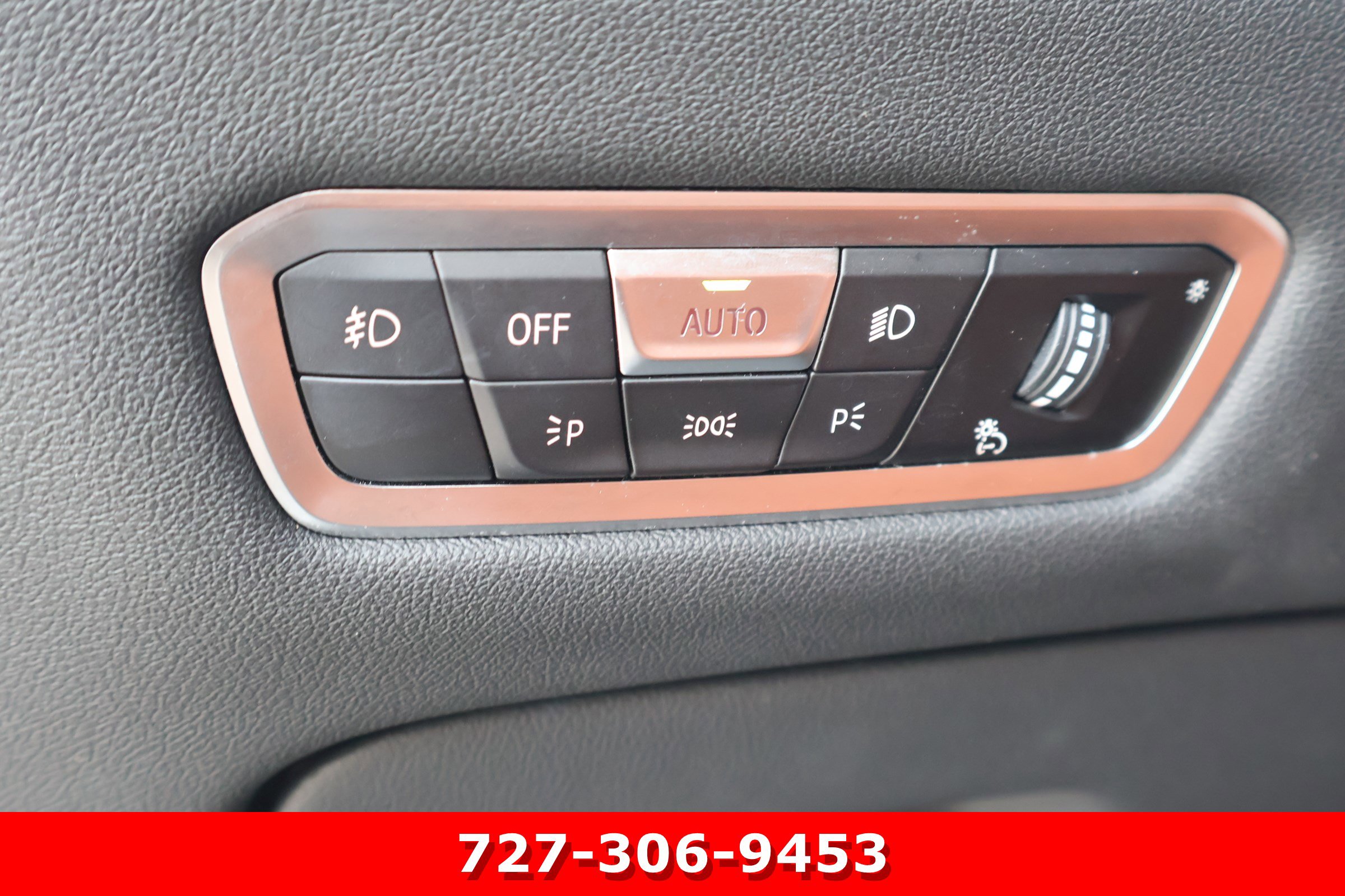 Used 2022 BMW X7 xDrive40i w/ M Sport Package AWD/4WD image 22