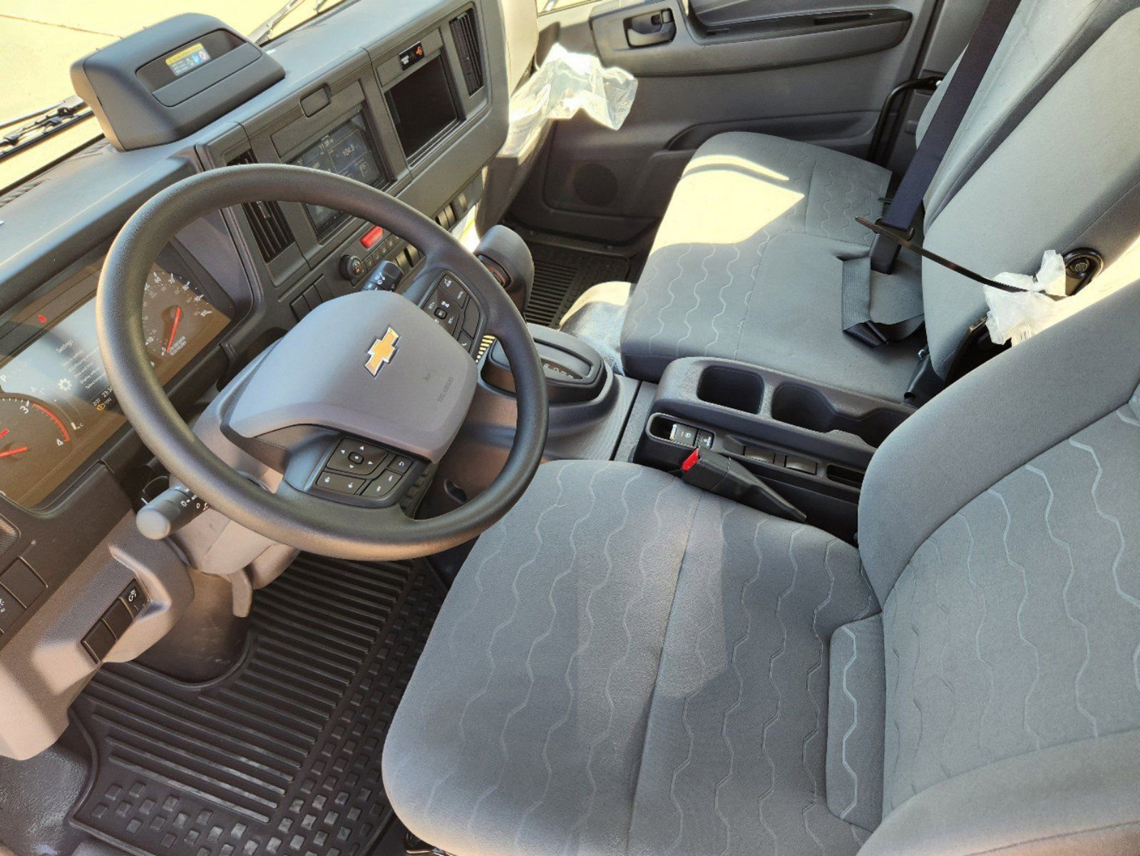 New 2025 Chevrolet Low Cab Forward 4500 XD image 13