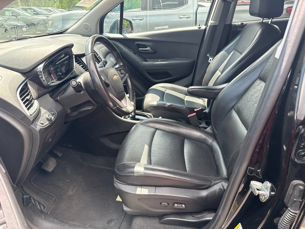 Used 2020 Chevrolet Trax Premier AWD/4WD image 5