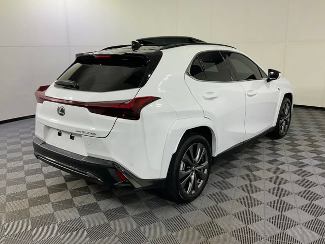 Used 2024 Lexus UX 250h F Sport AWD/4WD image 6