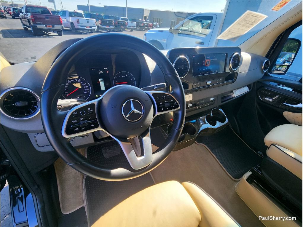 Used 2020 Mercedes-Benz Sprinter 2500 image 4