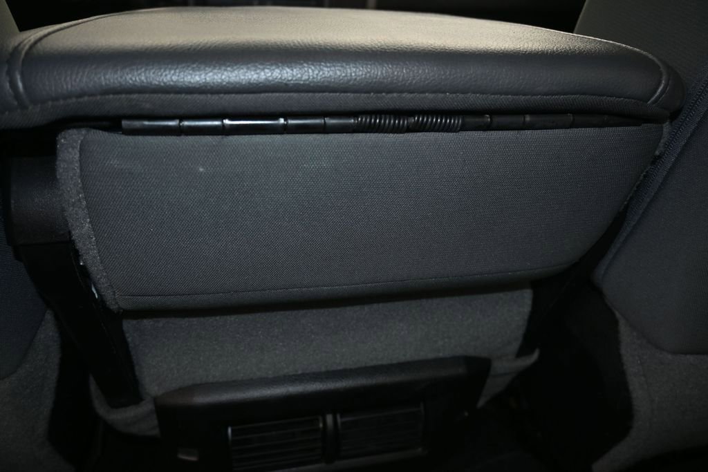 Used 2016 RAM 1500 Express AWD/4WD image 18