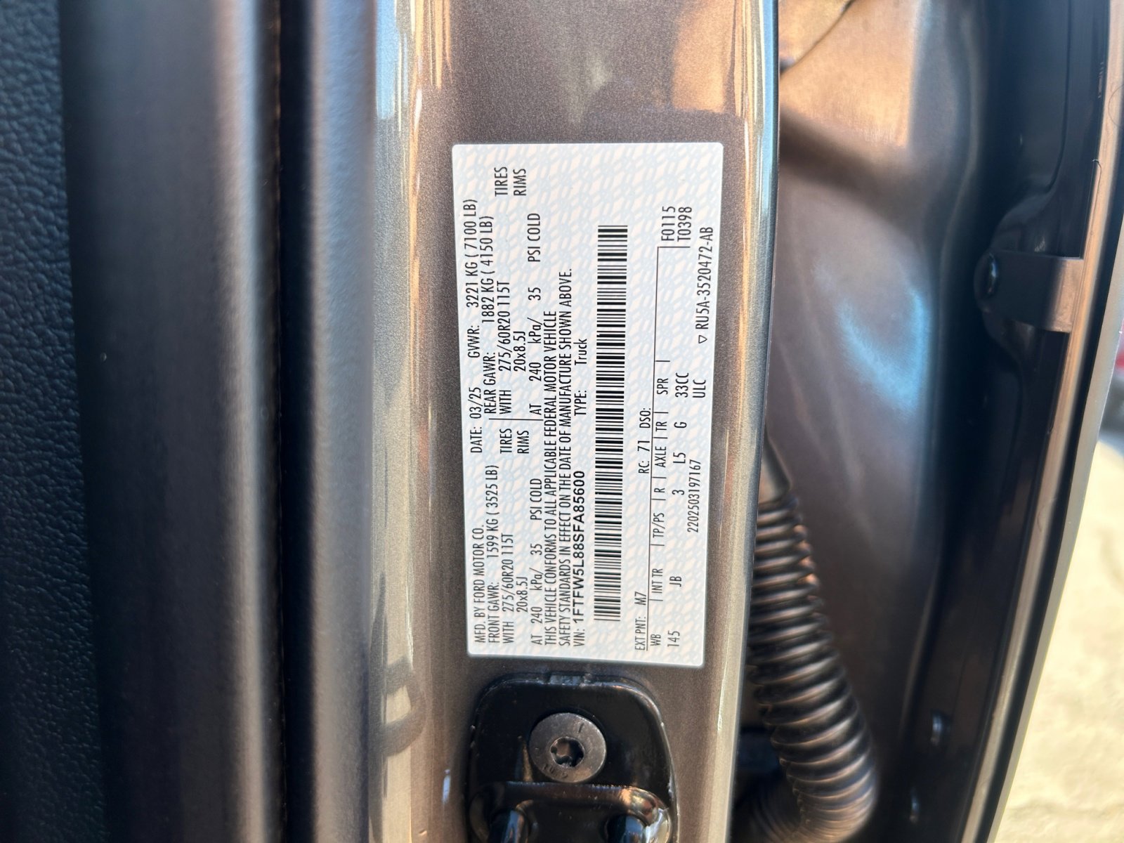 New 2025 Ford F150 Lariat w/ Equipment Group 501A Mid image 25