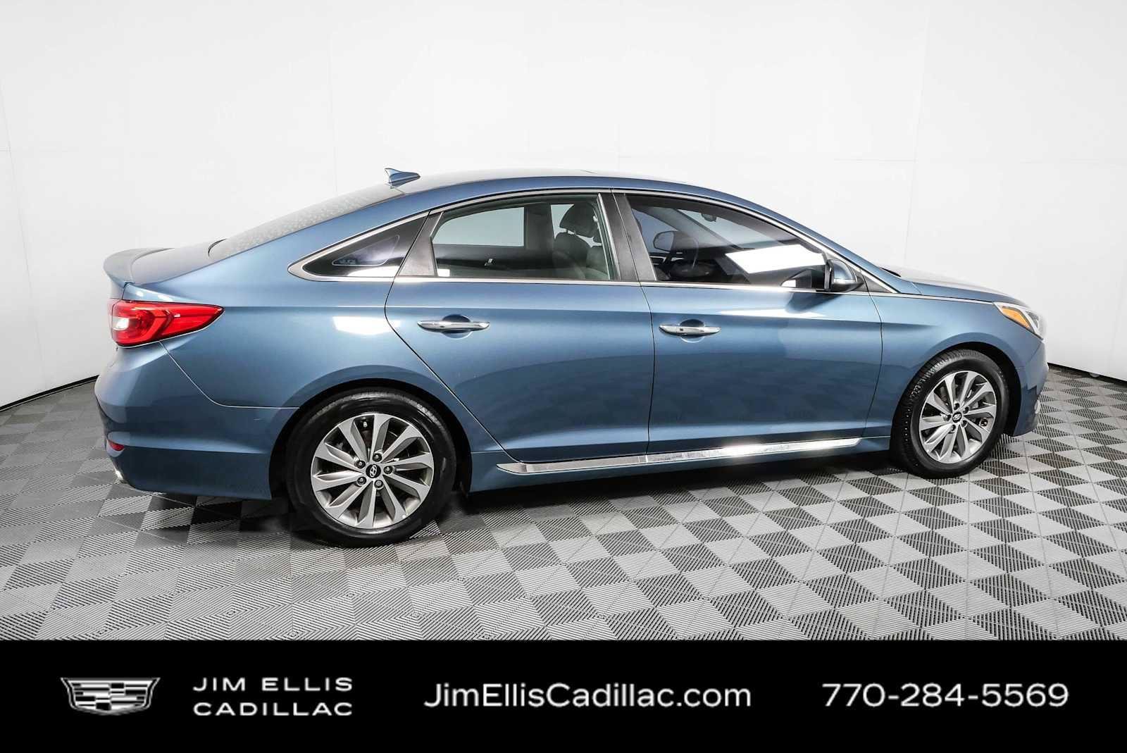 Used 2017 Hyundai Sonata Sport w/ Value Edition Package 02 FWD image 2