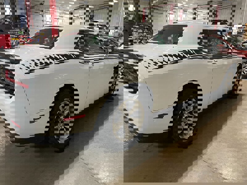 Used 2020 Dodge Challenger SXT image 7