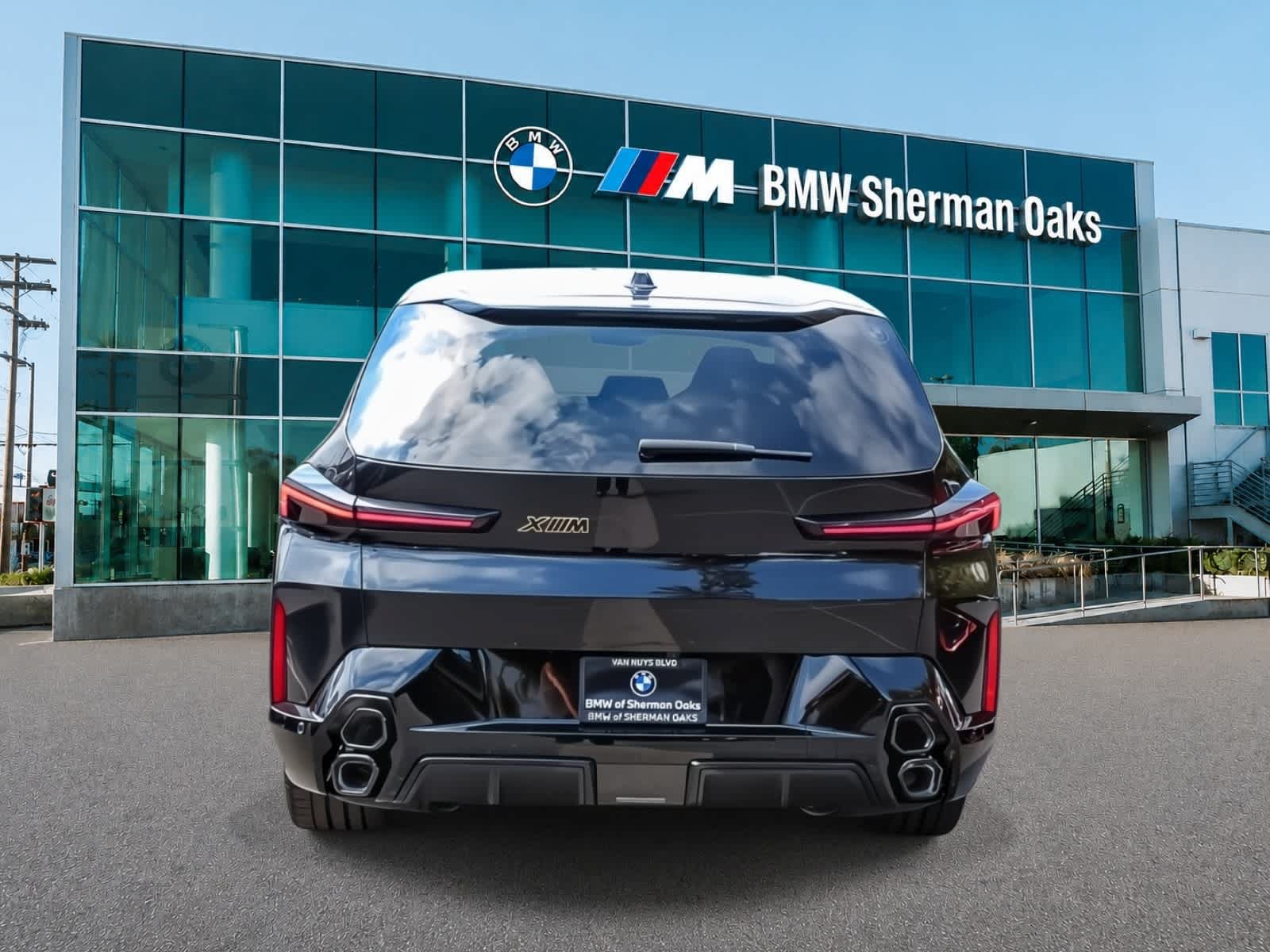 Certified 2023 BMW XM AWD/4WD image 5