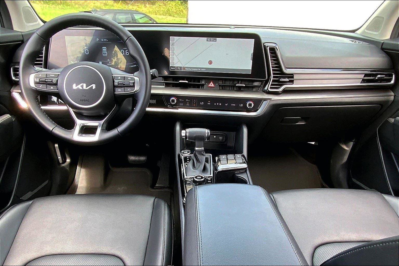 Used 2024 Kia Sportage EX image 13