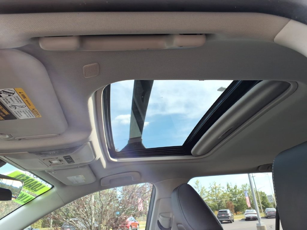 Certified 2025 Toyota RAV4 XLE Premium AWD/4WD image 8