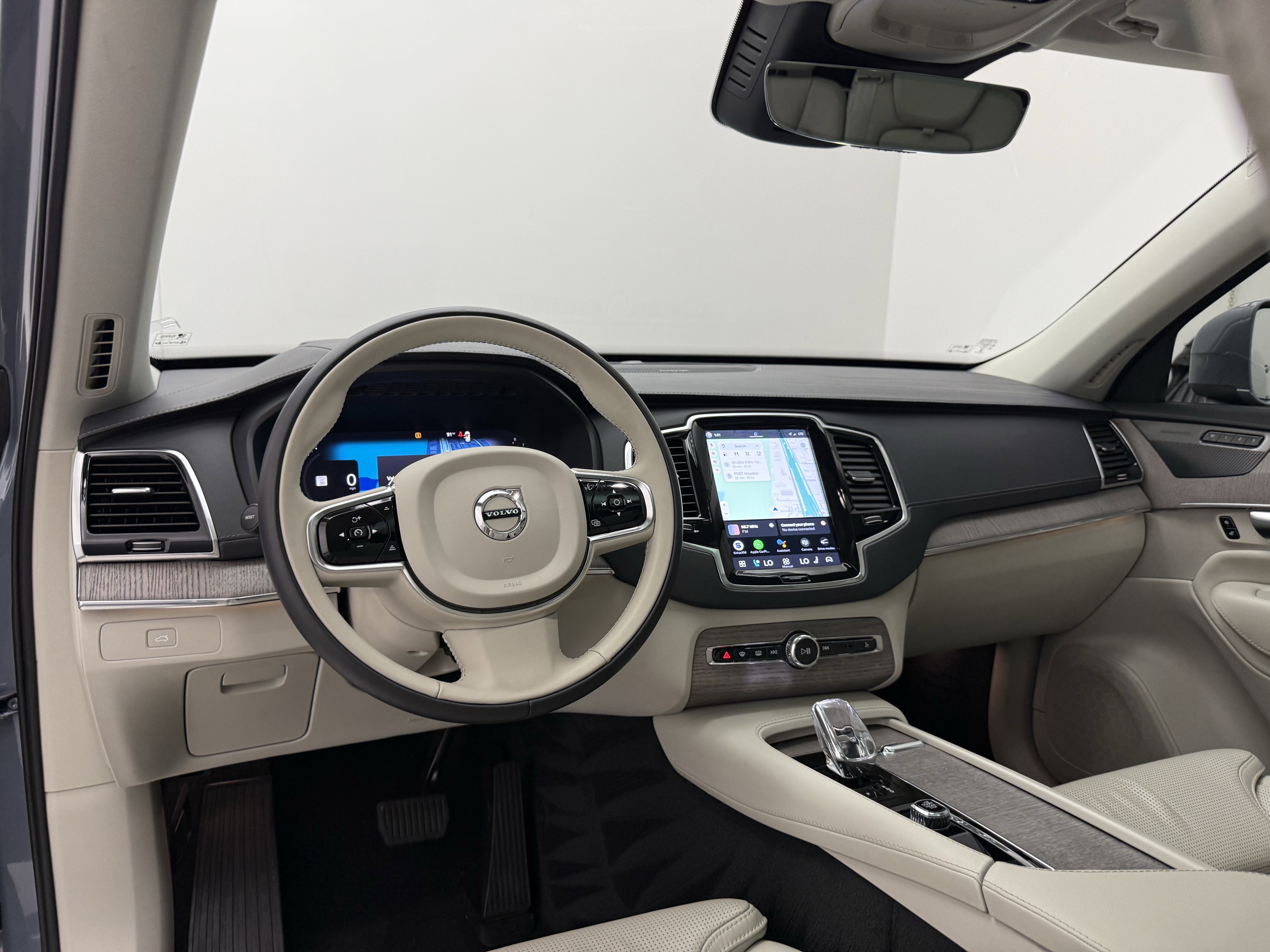 Certified 2023 Volvo XC90 B6 Ultimate w/ Protection Package Premier AWD/4WD image 23