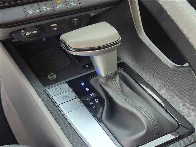 Used 2025 Hyundai Elantra Sport FWD image 20