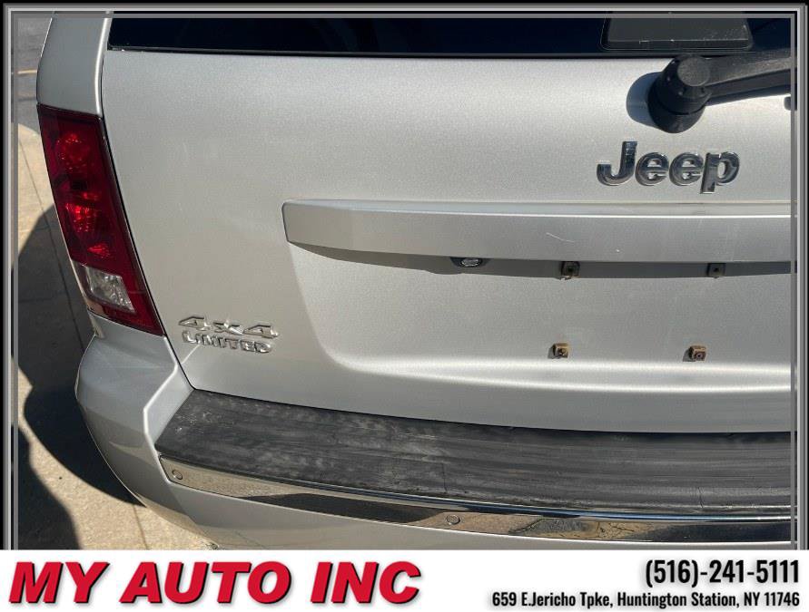 Used 2010 Ford Explorer XLT AWD/4WD image 37